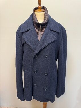 Gimo’s Italian wool blend men’s coat with removable down filled lining